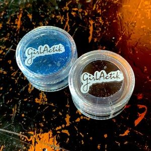 2/$15 Girl Actik eye shimmer and liner